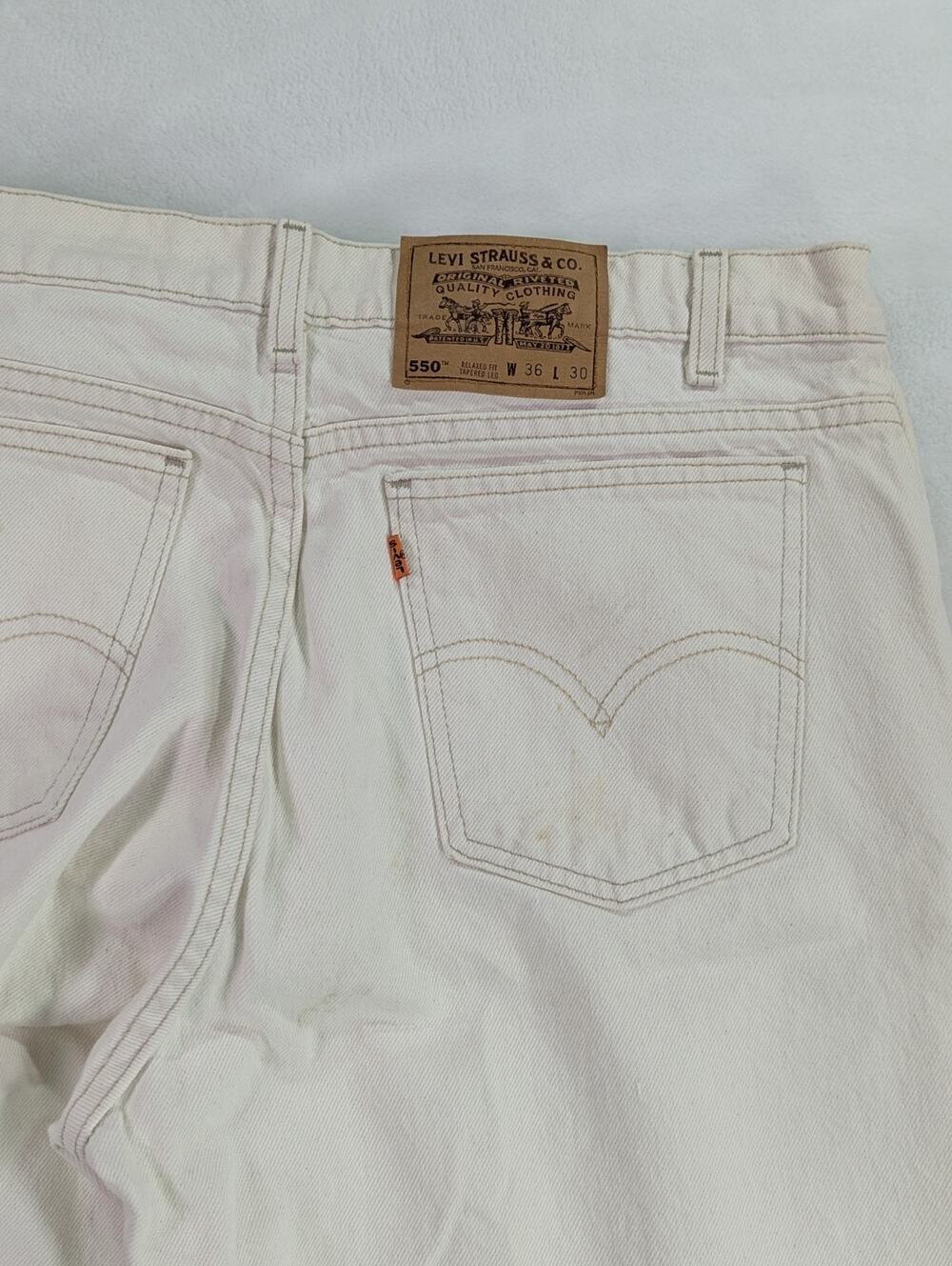 Vintage 1995 Levis 550 Orange Tab Jeans Cream Off White 36x30 USA Made High Rise